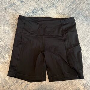 Lululemon fast and free 6” short size 8